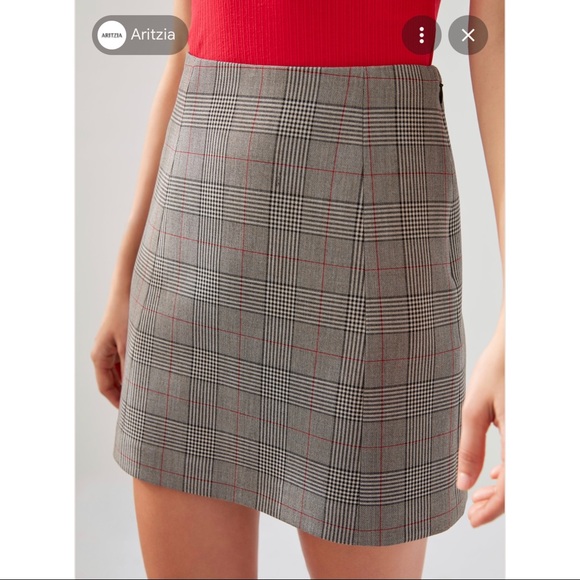 NWT Aritzia Hopper mini skirt - Picture 4 of 4